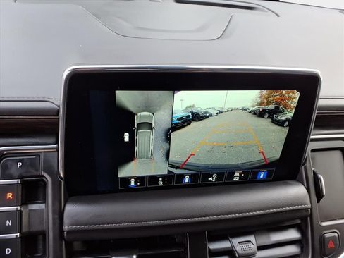 Used 2022 Chevrolet Tahoe LT w/ Luxury Package image 24