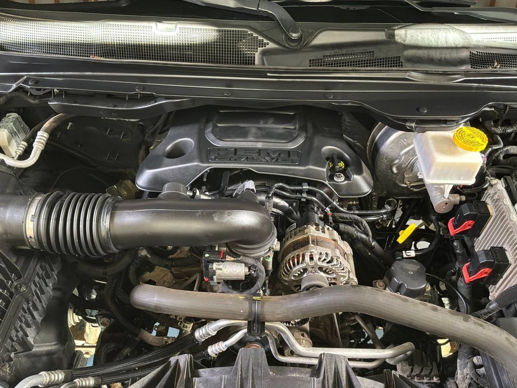 Used 2020 RAM 1500 Sport w/ Leather & Sound Group AWD/4WD image 33