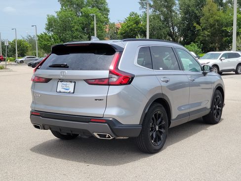Used 2024 Honda CR-V Sport-L image 6