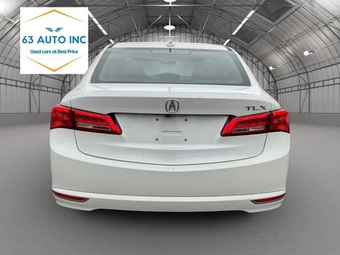 Used 2019 Acura TLX image 4