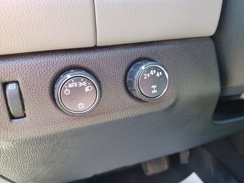 Used 2019 Chevrolet Colorado W/T w/ WT Convenience Package AWD/4WD image 14