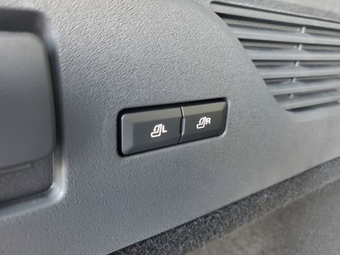 New 2026 Lincoln Nautilus Reserve w/ Jet Appearance Package image 32