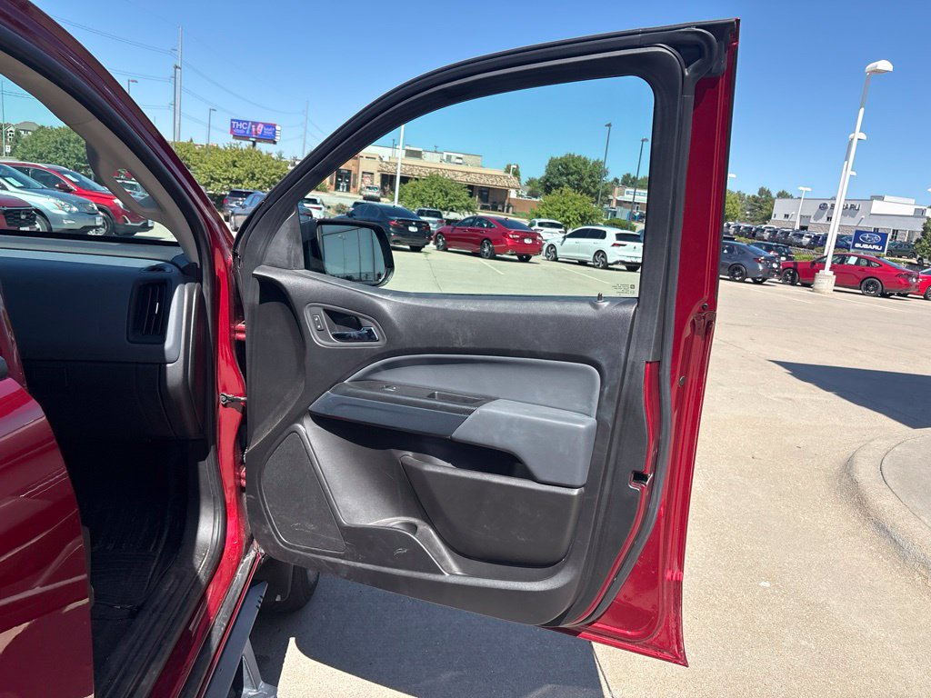 Used 2018 Chevrolet Colorado Z71 AWD/4WD image 22