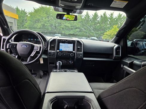 Used 2019 Ford F150 XLT w/ Equipment Group 302A Luxury AWD/4WD image 26
