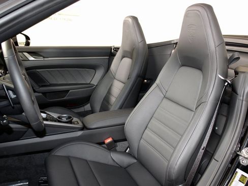 New 2026 Porsche 911 Carrera 4S image 5