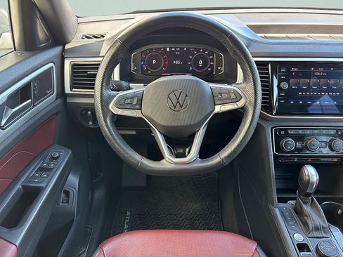 Used 2023 Volkswagen Atlas Cross Sport SEL Premium R-Line AWD/4WD image 34