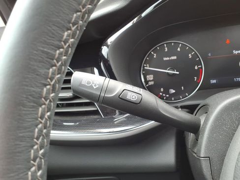 Used 2023 Buick Envision Preferred w/ Sport Touring Package image 28