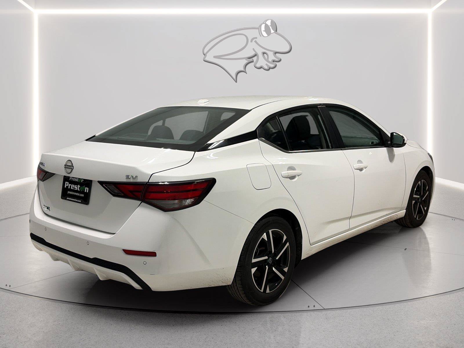 Used 2024 Nissan Sentra SV FWD image 5