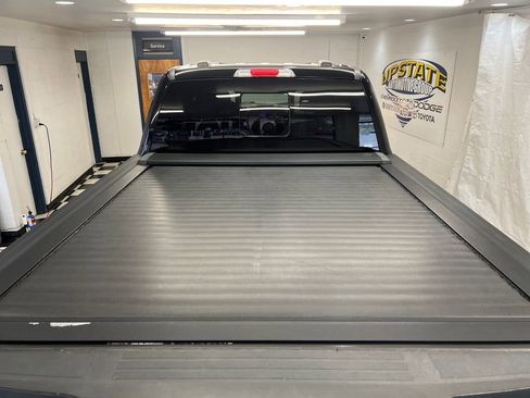 Used 2021 Ford F250 XLT w/ XLT Premium Package AWD/4WD image 16
