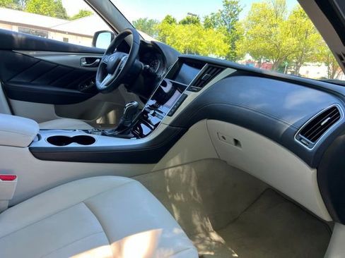 Used 2020 INFINITI Q50 Luxe RWD image 22