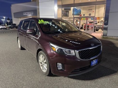 Used 2016 Kia Sedona EX image 3