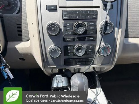 Used 2009 Ford Escape XLT FWD image 12