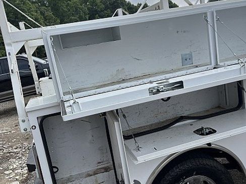 Used 2016 RAM 2500 Tradesman w/ Chrome Appearance Group AWD/4WD image 11