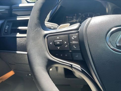 Used 2025 Lexus ES 350 w/ Accessory Package (P3) FWD image 22