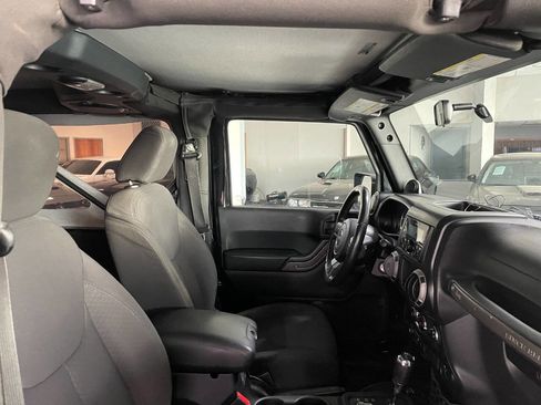 Used 2013 Jeep Wrangler Sport w/ Connectivity Group image 20