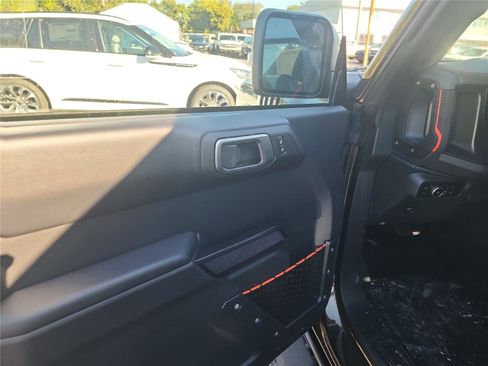 New 2025 Ford Bronco Raptor image 18