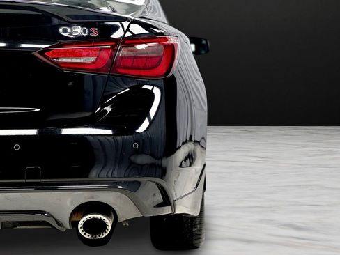 Used 2018 INFINITI Q50 Red Sport 400 w/ Cargo Package (L95) image 30