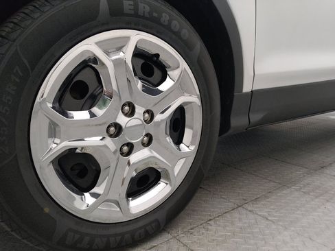 Used 2017 Ford Escape S FWD image 31