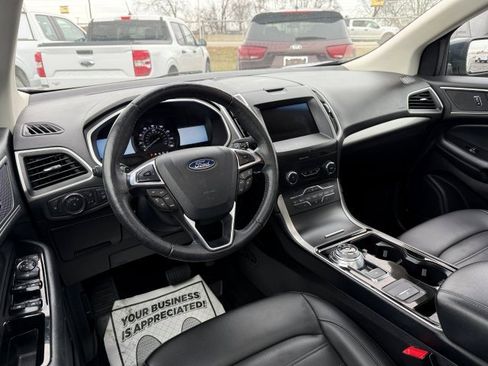 Used 2019 Ford Edge SEL w/ Equipment Group 201A image 19