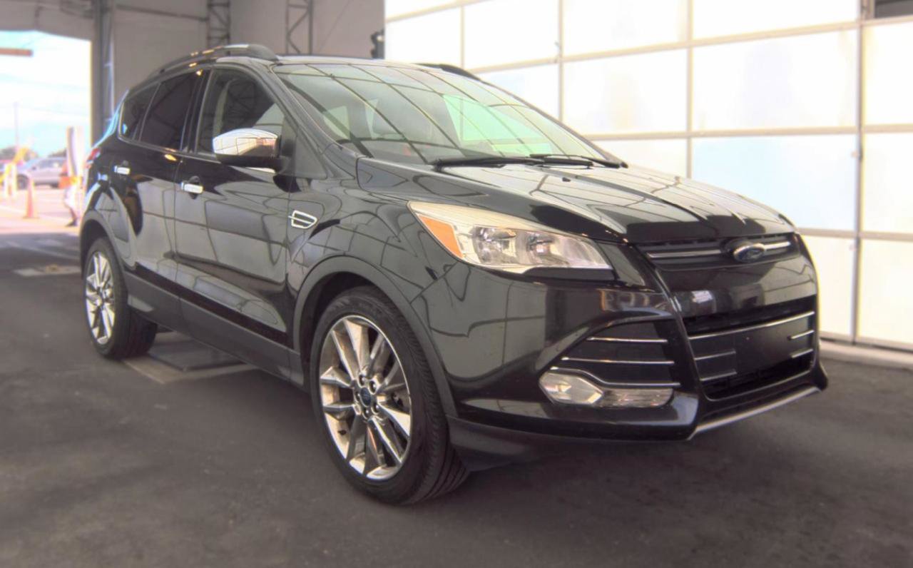 Used 2015 Ford Escape SE w/ SE Chrome Package AWD/4WD image 4