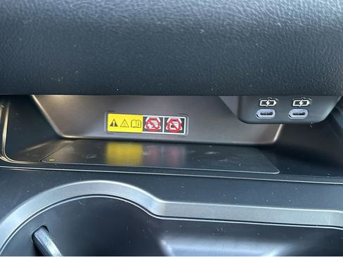 New 2026 Lexus UX 300h FWD image 29