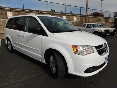 Used 2017 Dodge Grand Caravan SE w/ Power Window Group