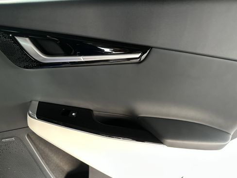 Certified 2022 Kia EV6 GT-Line w/ GT-Line Suede Seat Package image 28