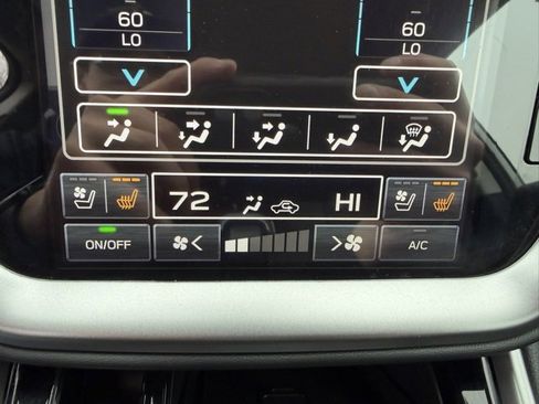 Used 2025 Subaru Outback Touring XT image 27