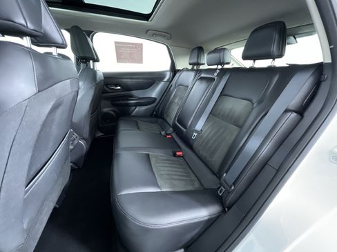 Certified 2024 Nissan Ariya AWD image 23