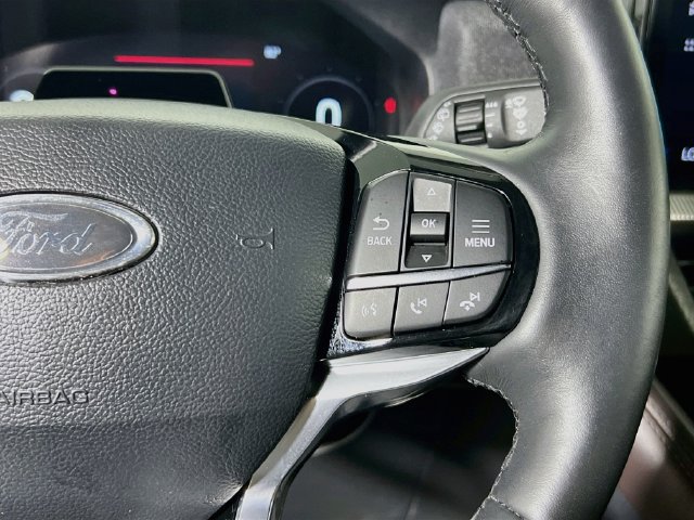 Used 2025 Ford Explorer Platinum w/ LUX Leather Package AWD/4WD image 17