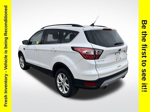Used 2018 Ford Escape SEL AWD/4WD image 3