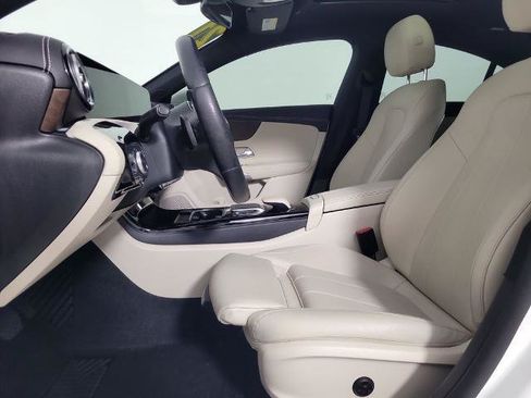 Used 2021 Mercedes-Benz CLA 250 image 14