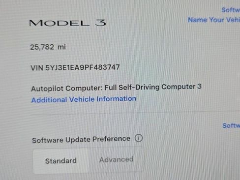 Used 2023 Tesla Model 3 Standard Range image 16