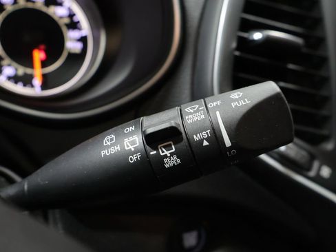 Used 2023 Jeep Cherokee Altitude Lux AWD/4WD image 43