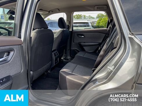 Used 2023 Nissan Rogue SV FWD image 17