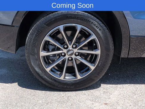 Used 2024 Cadillac XT4 Sport w/ Cold Weather Package AWD/4WD image 13