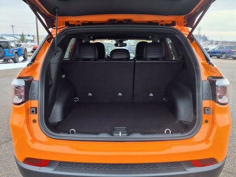 New 2026 Jeep Compass Latitude AWD/4WD image 5