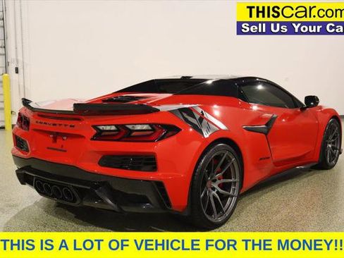 Used 2024 Chevrolet Corvette Z06 RWD image 8