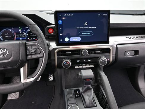 Certified 2025 Toyota Tacoma TRD Sport image 10