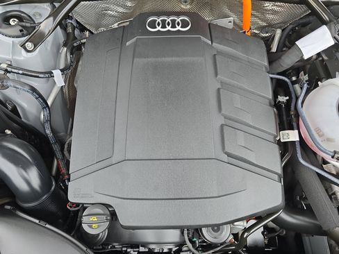 Used 2023 Audi Q5 e Premium Plus w/ Premium Plus Package AWD/4WD image 31