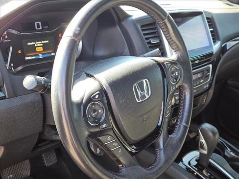 Used 2018 Honda Ridgeline Black Edition image 10