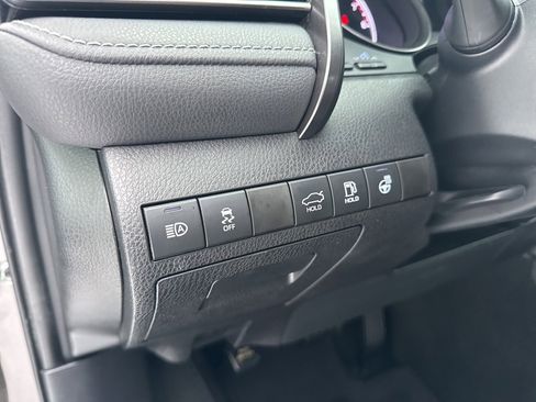 Used 2023 Toyota Camry SE image 16