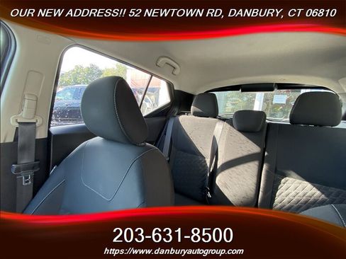 Used 2022 Nissan Kicks SV FWD image 18