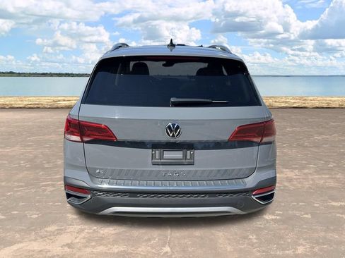 Used 2022 Volkswagen Taos SE image 8