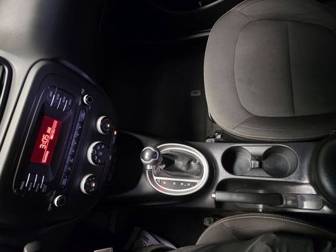 Used 2016 Kia Soul FWD image 19