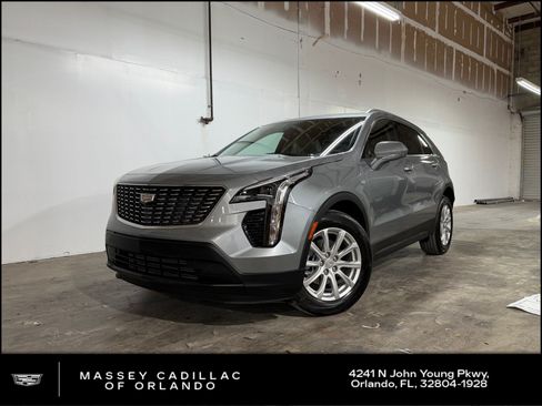 Used 2023 Cadillac XT4 Luxury FWD image 1