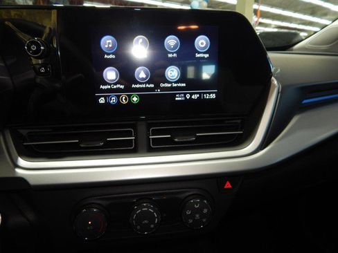 Used 2026 Chevrolet Trax LS image 26