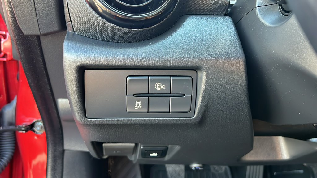 Used 2025 MAZDA MX-5 Miata Sport w/ Weather Package RWD image 11