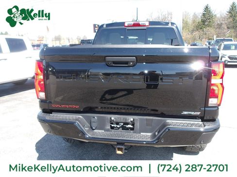 Certified 2024 Chevrolet Colorado ZR2 w/ Safety Package AWD/4WD image 4