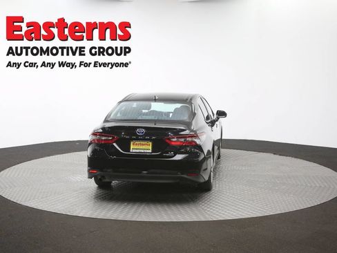 Used 2021 Toyota Camry LE FWD image 33
